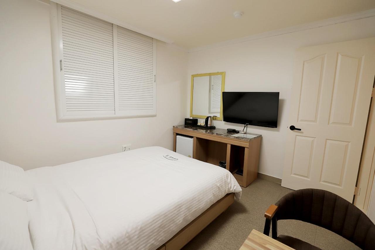 Stay Romantictrip_Hostel Кёнджу Экстерьер фото