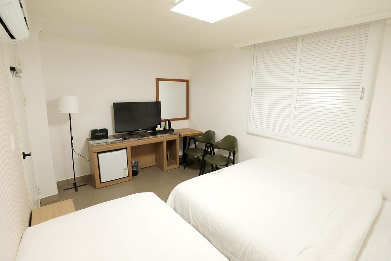 Stay Romantictrip_Hostel Кёнджу Экстерьер фото